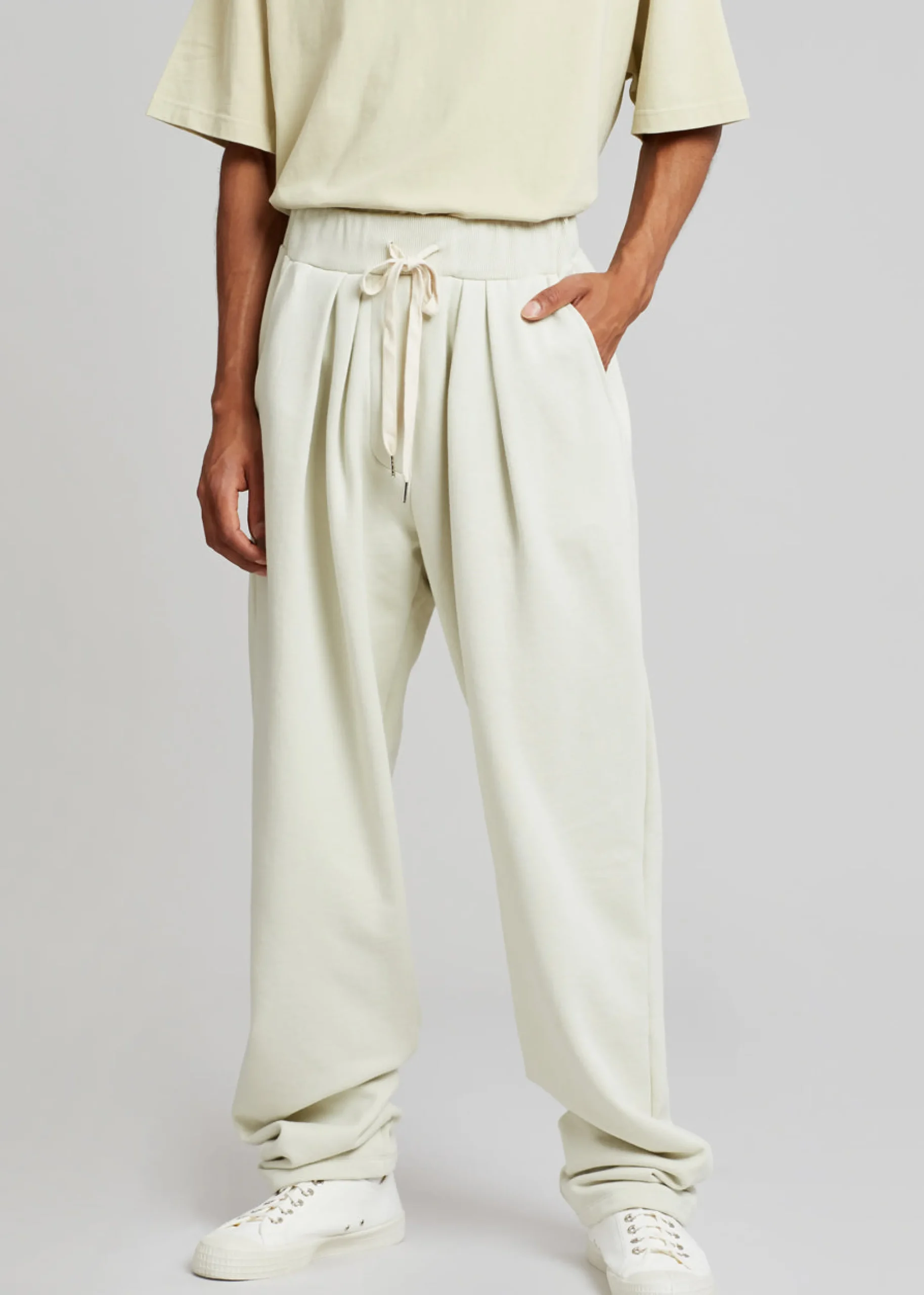 The Frankie Shop Alec Pleated Jogger Pants Beige Discount