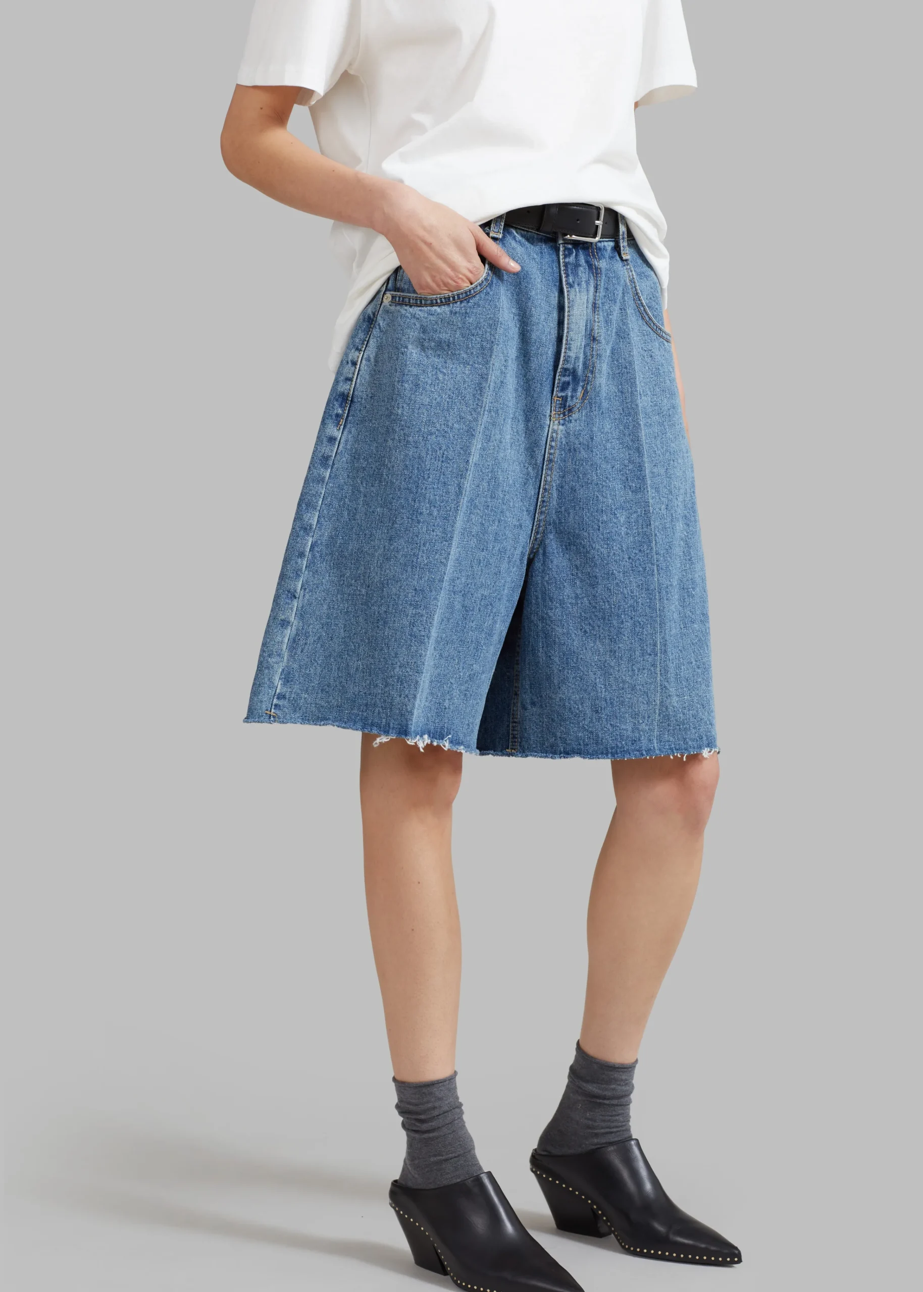 The Frankie Shop Aubrey Shorts Medium Wash Best