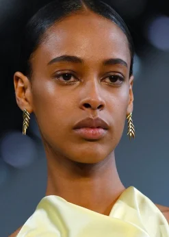 The Frankie Shop Bevza Spikelet Short Earrings Gold New