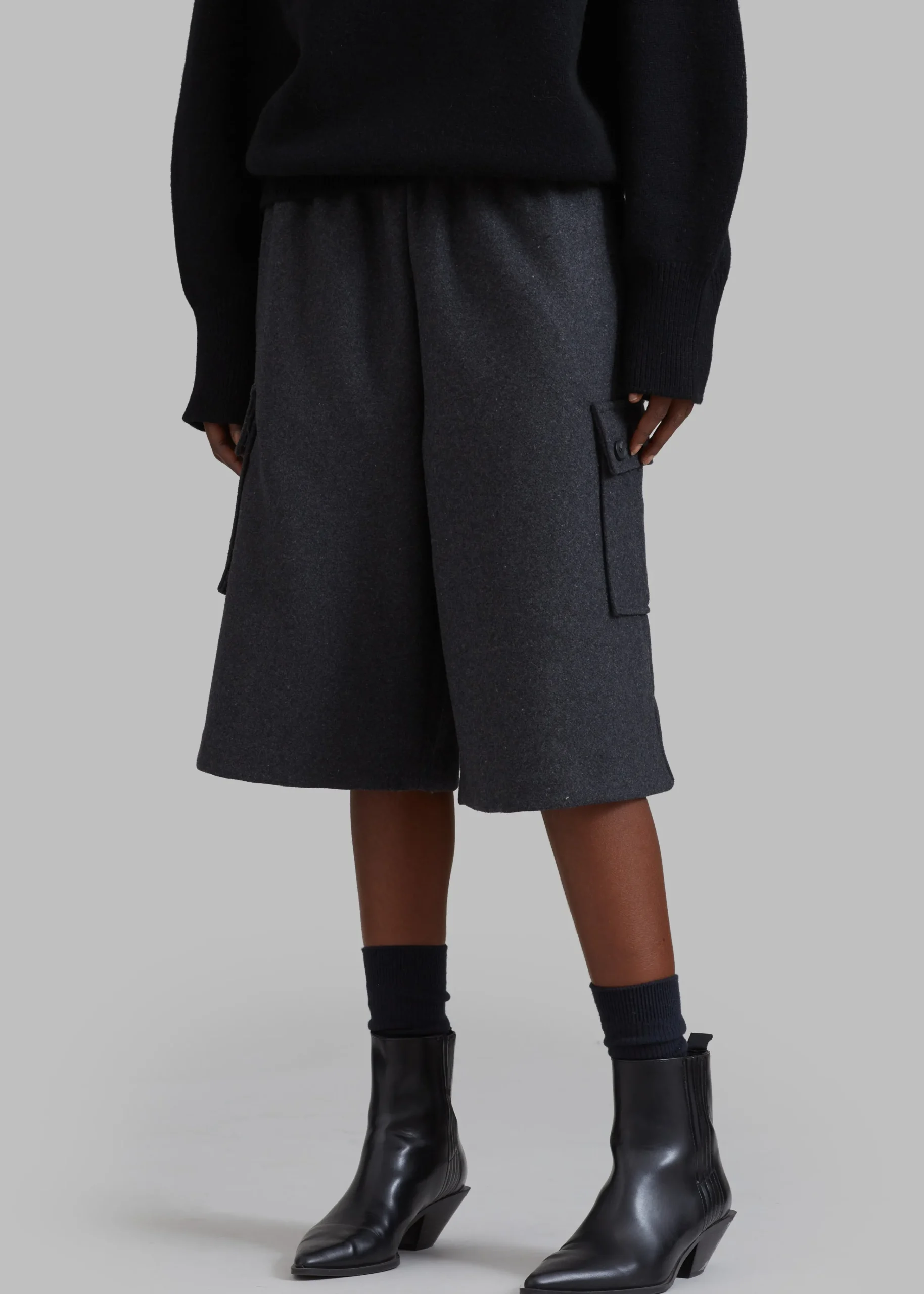 The Frankie Shop Bristol Cargo Shorts Charcoal Best