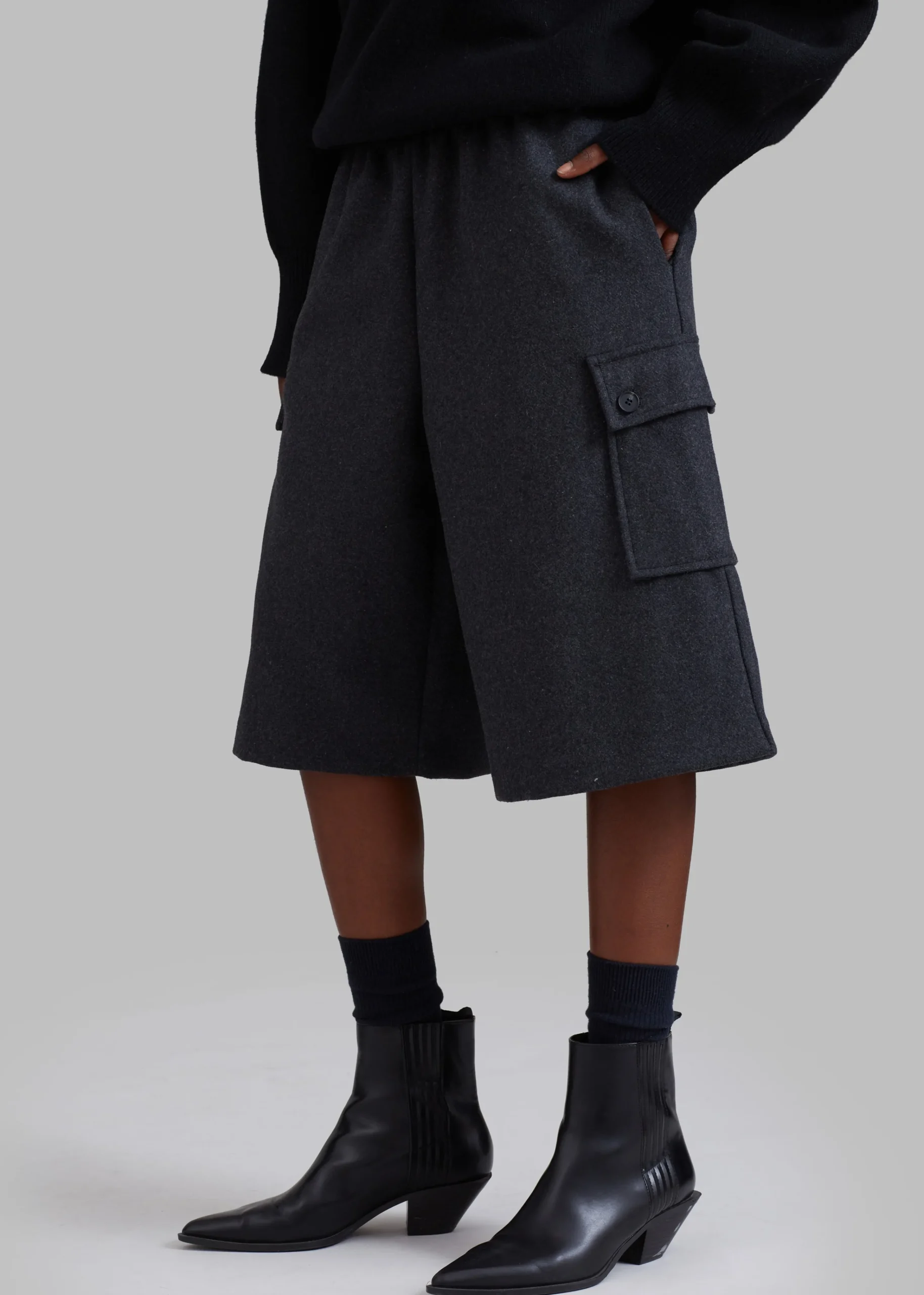 The Frankie Shop Bristol Cargo Shorts Charcoal Best