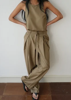 The Frankie Shop Clay Sleeveless Top Desert Taupe Hot