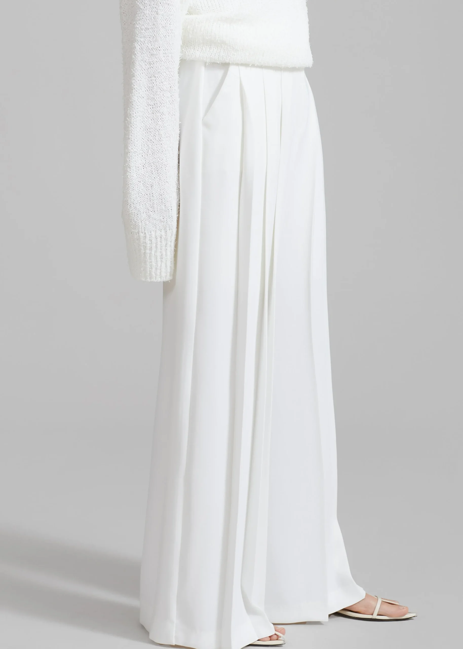 The Frankie Shop Dillon Pleated Pants White Outlet