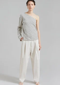 The Frankie Shop Effie Pleated Pants Beige