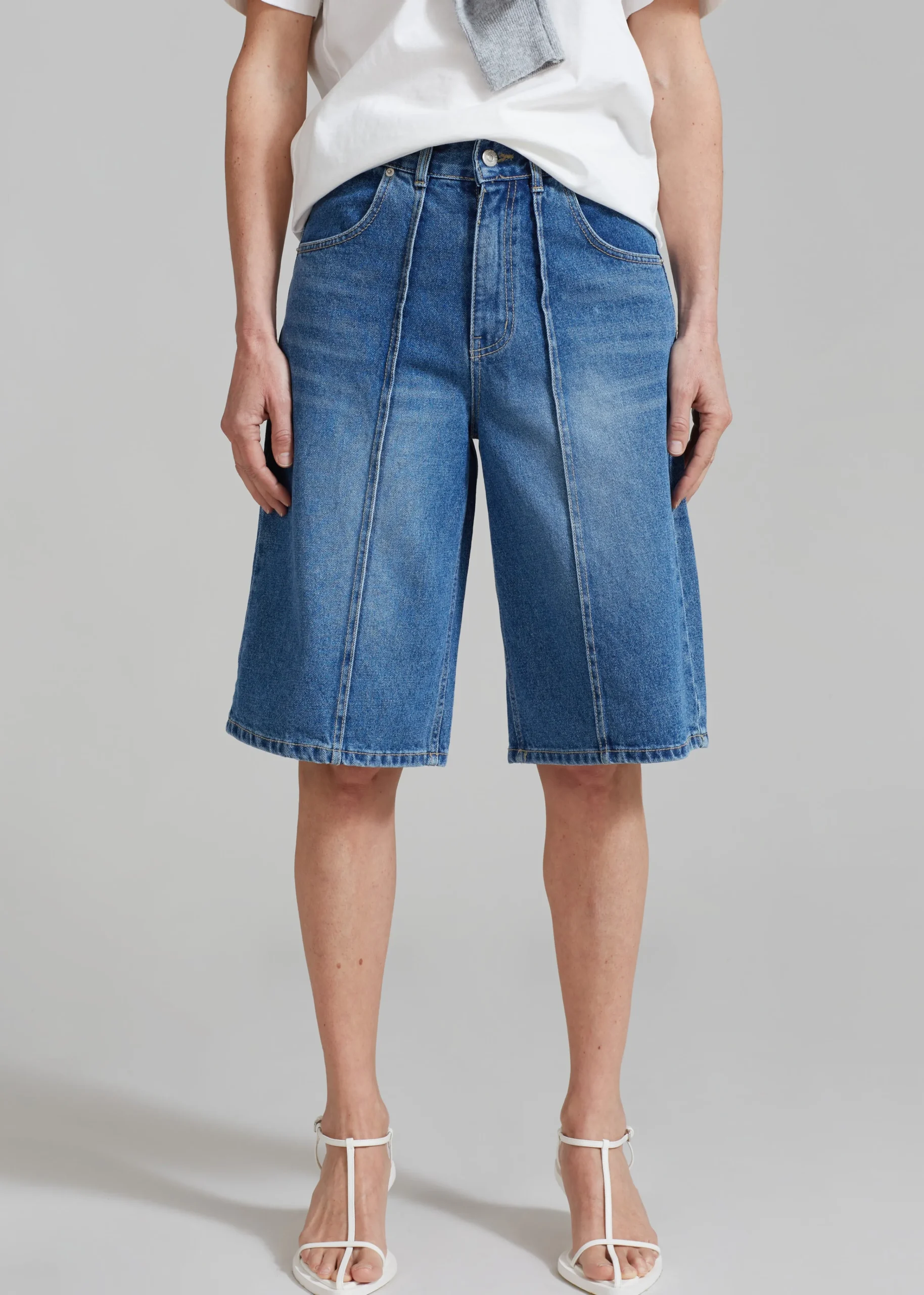 The Frankie Shop Elia Denim Bermuda Shorts Medium Wash Best