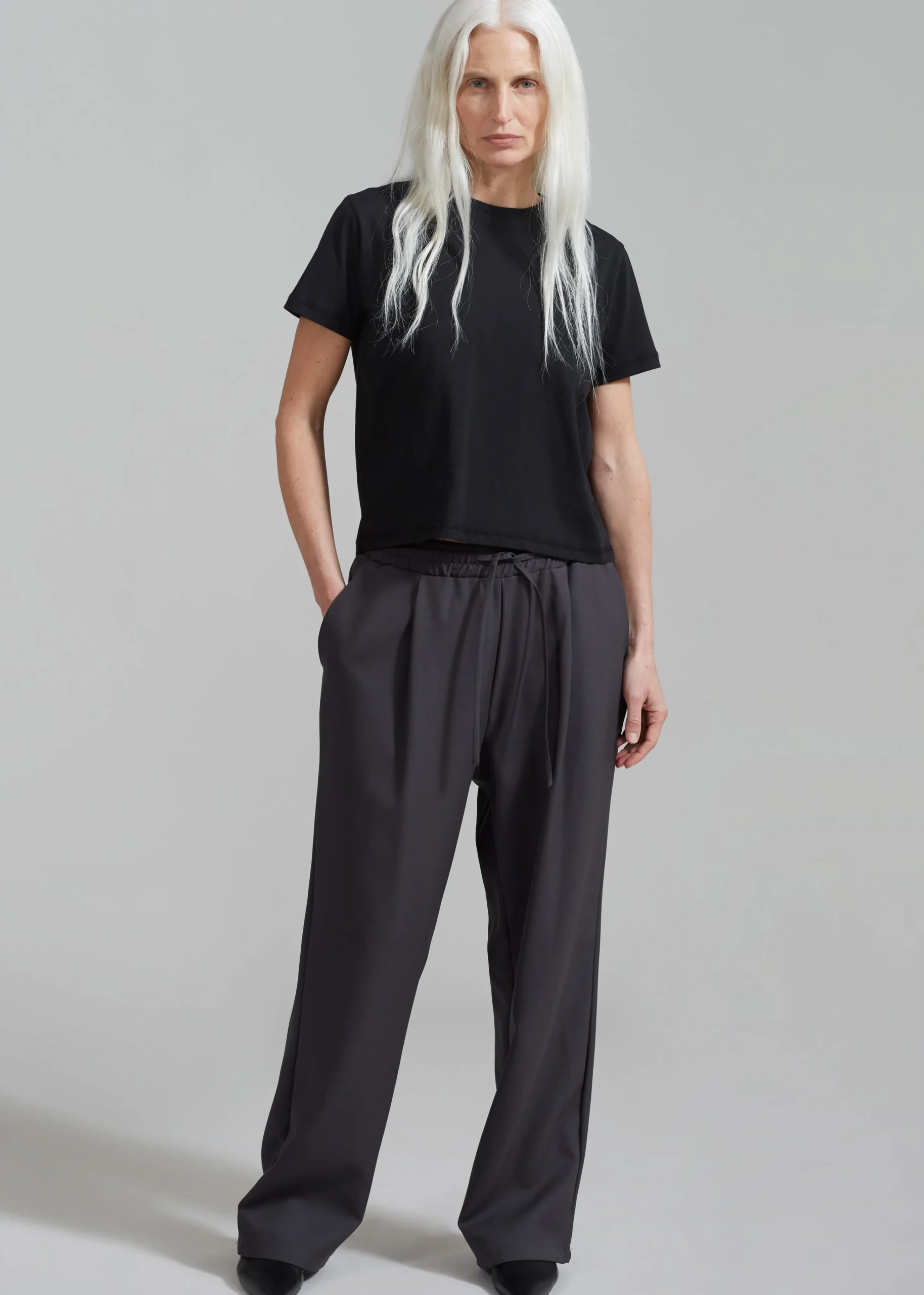 The Frankie Shop Janell Pants Dark Grey Hot