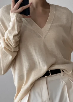 The Frankie Shop Juro V-Neck Knit Butter Hot