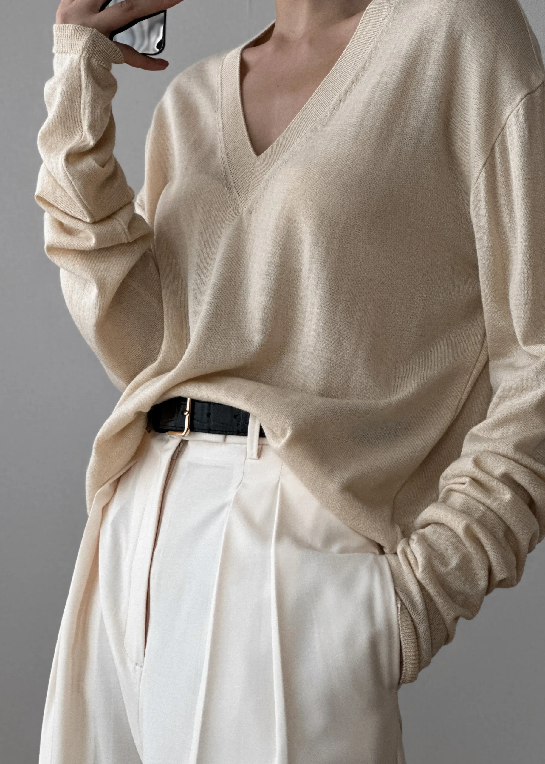 The Frankie Shop Juro V-Neck Knit Butter Hot