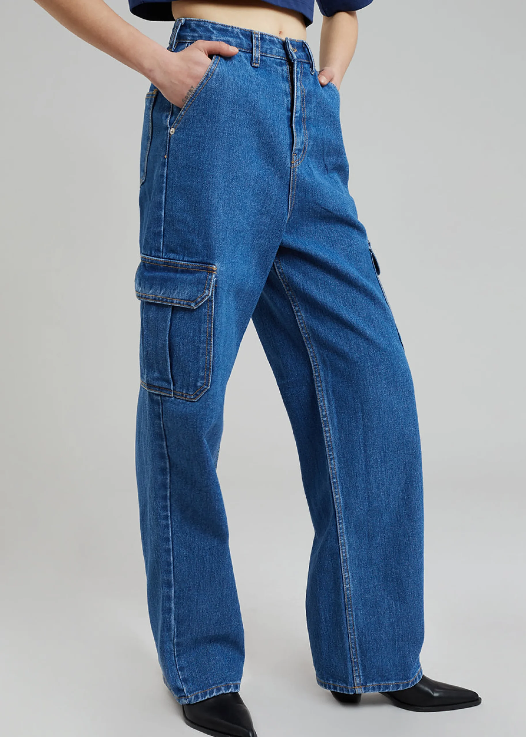 The Frankie Shop Kai Cargo Denim Pants Medium Wash Clearance