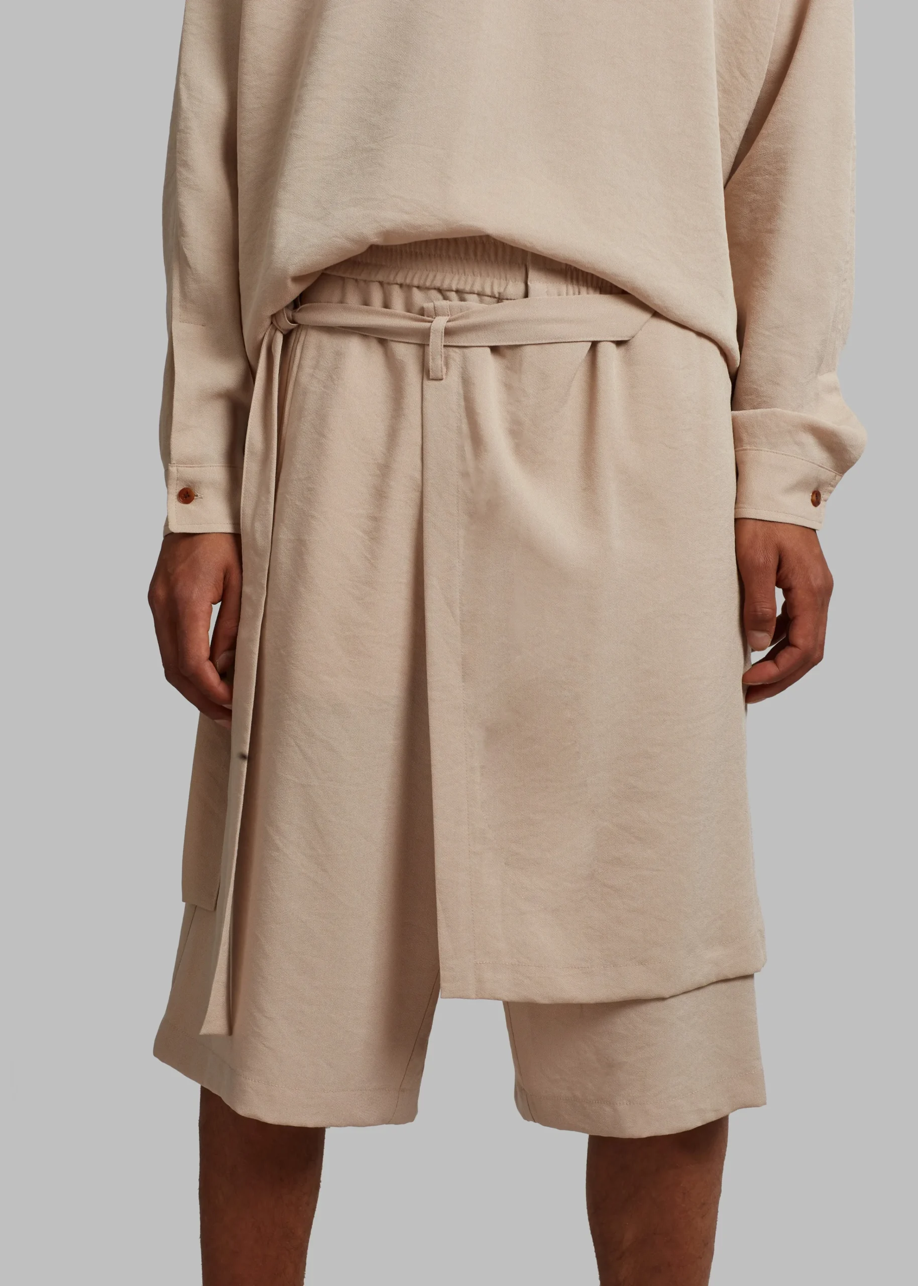 The Frankie Shop Keanu Light Wrap Shorts Natural Clearance