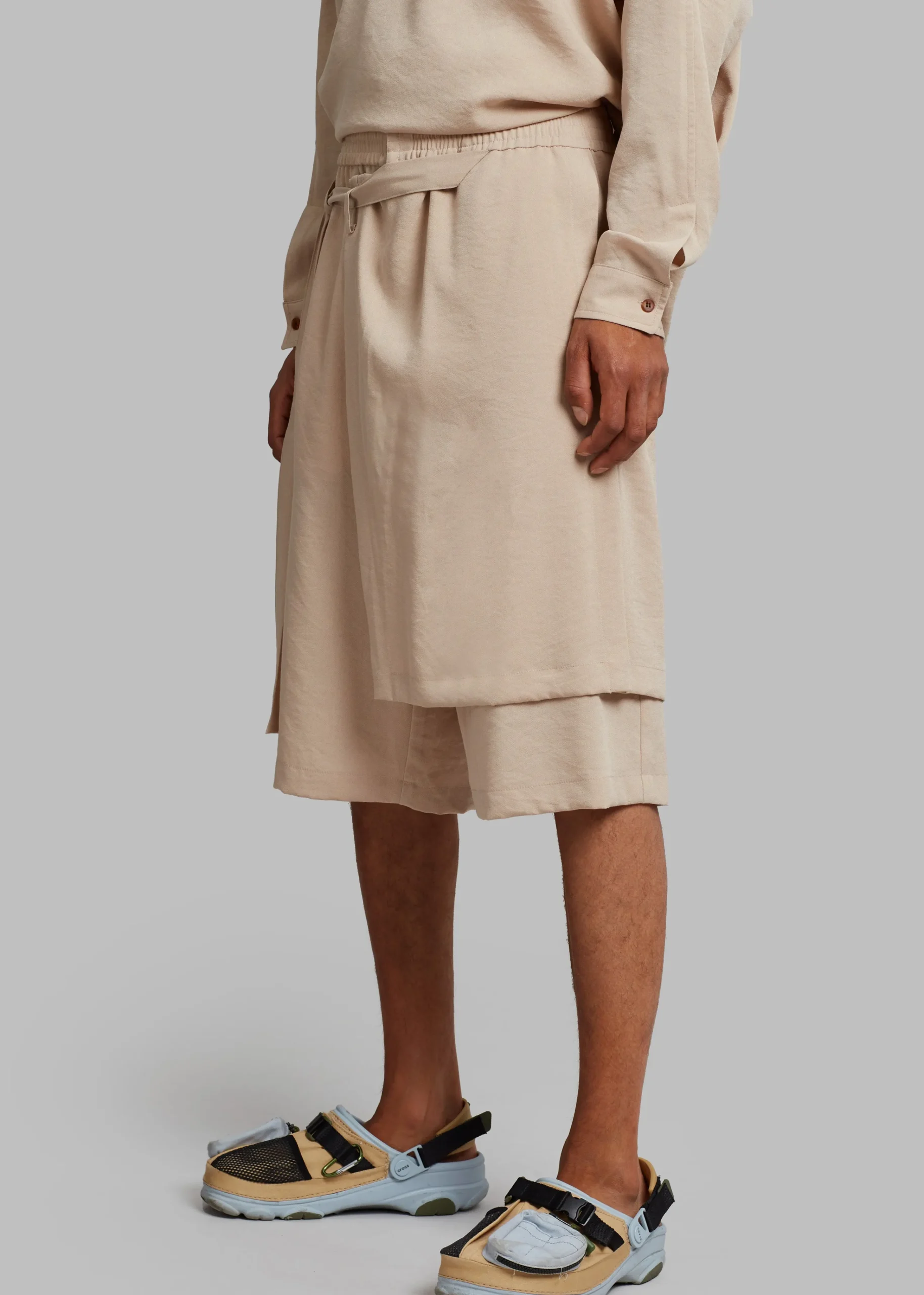 The Frankie Shop Keanu Light Wrap Shorts Natural Clearance