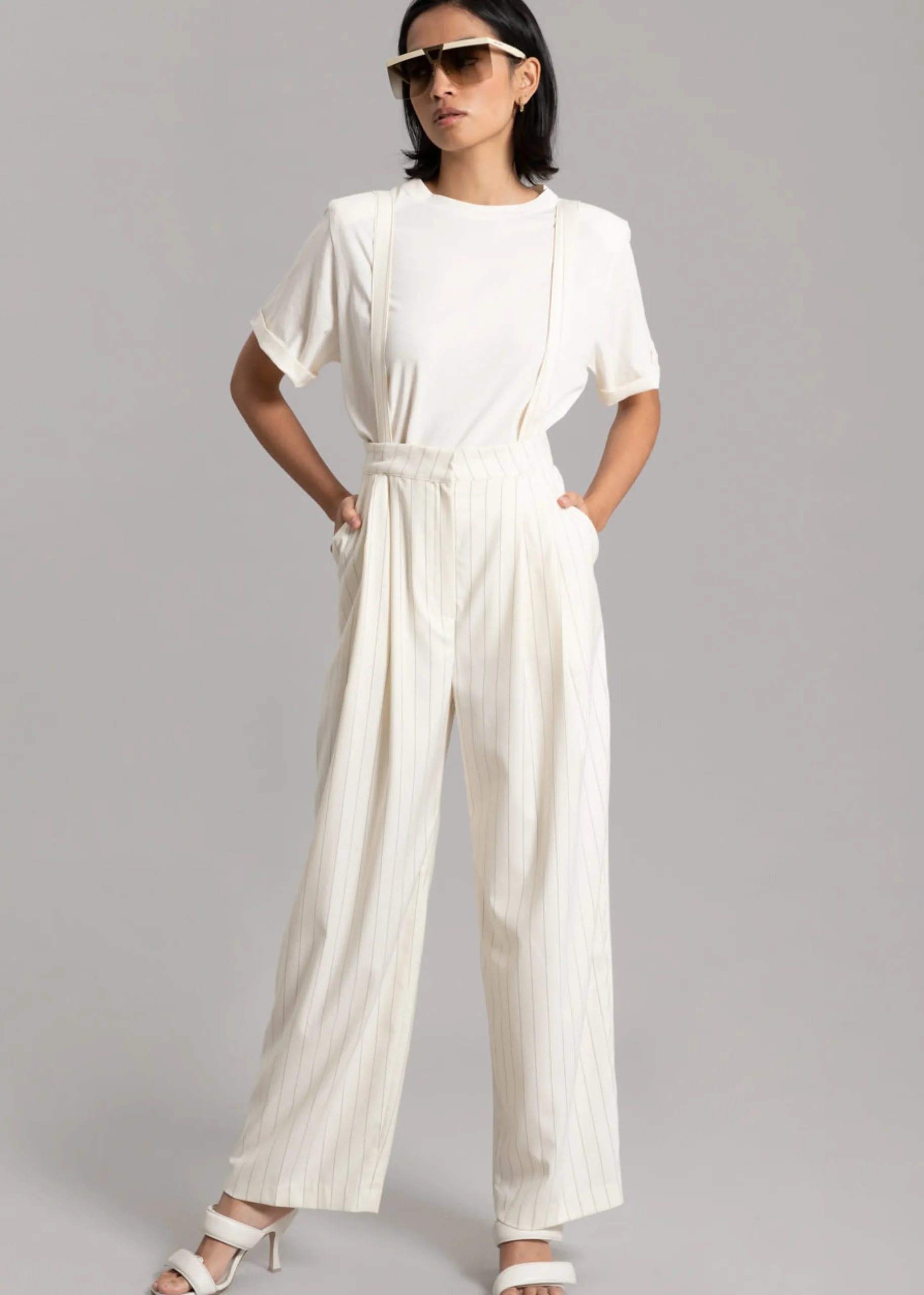 The Frankie Shop Lena Padded Shoulder Tee Cream