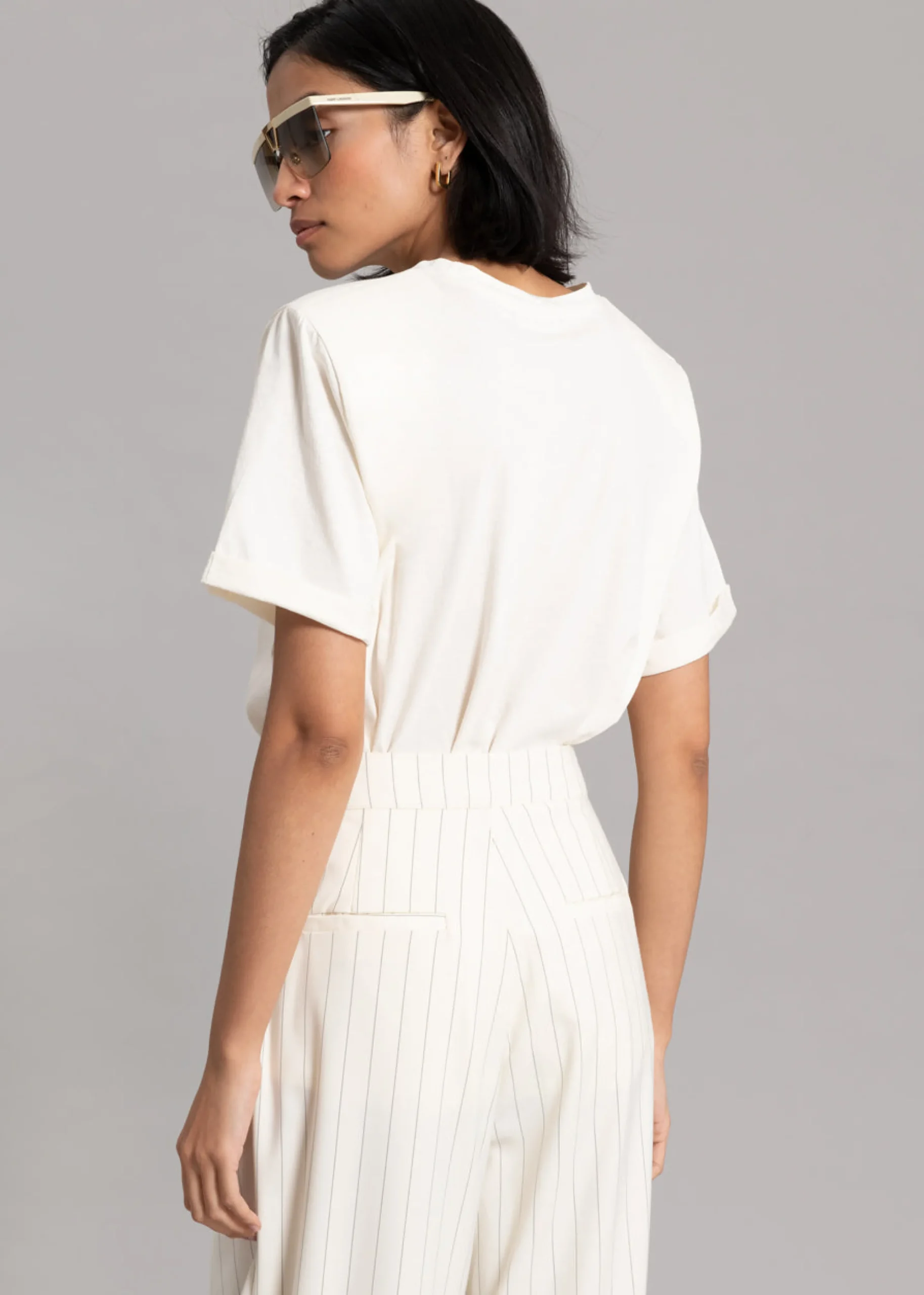 The Frankie Shop Lena Padded Shoulder Tee Cream