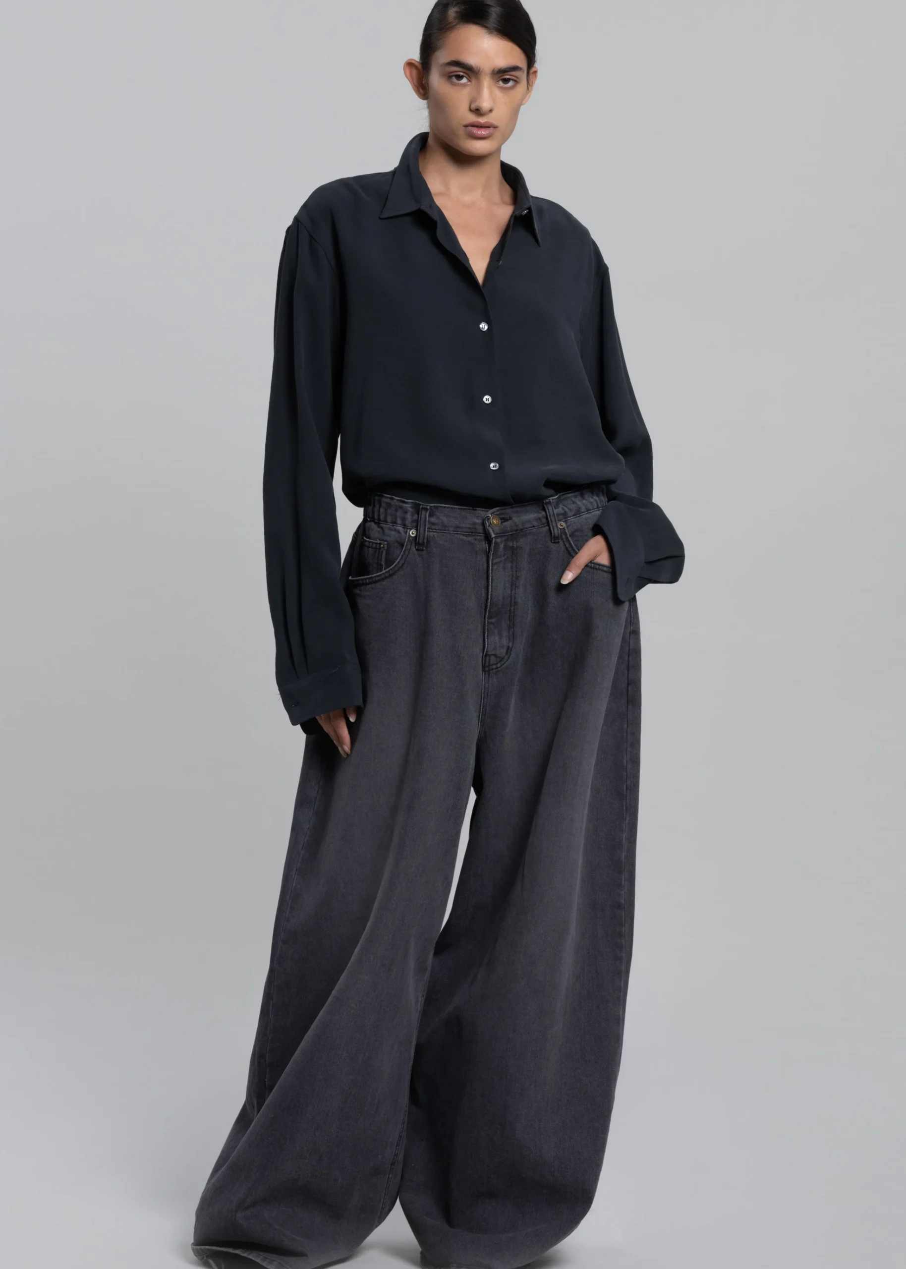 The Frankie Shop Lotta Fluid Shirt Charcoal New