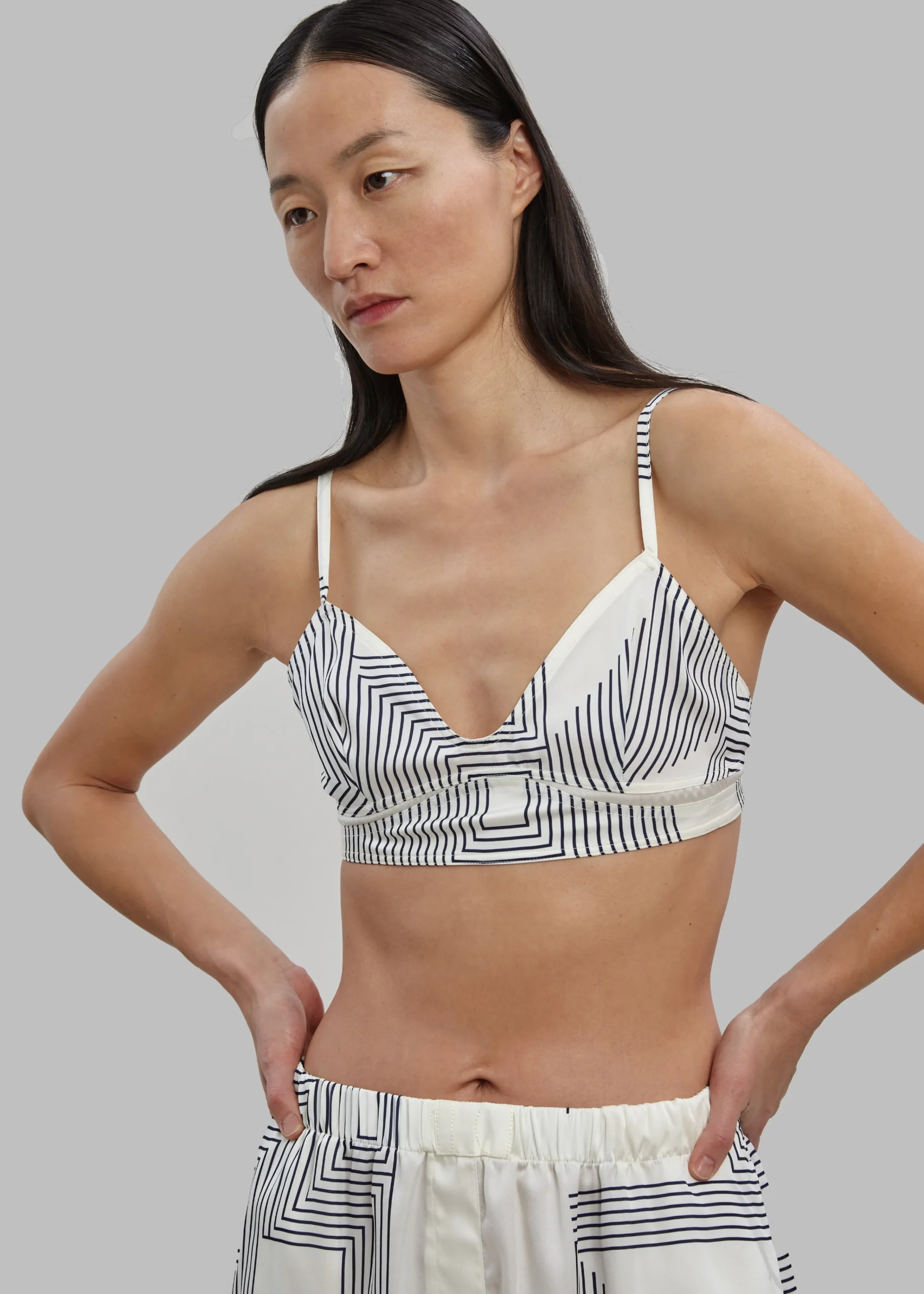 The Frankie Shop Low Classic Bra Top Print Clearance