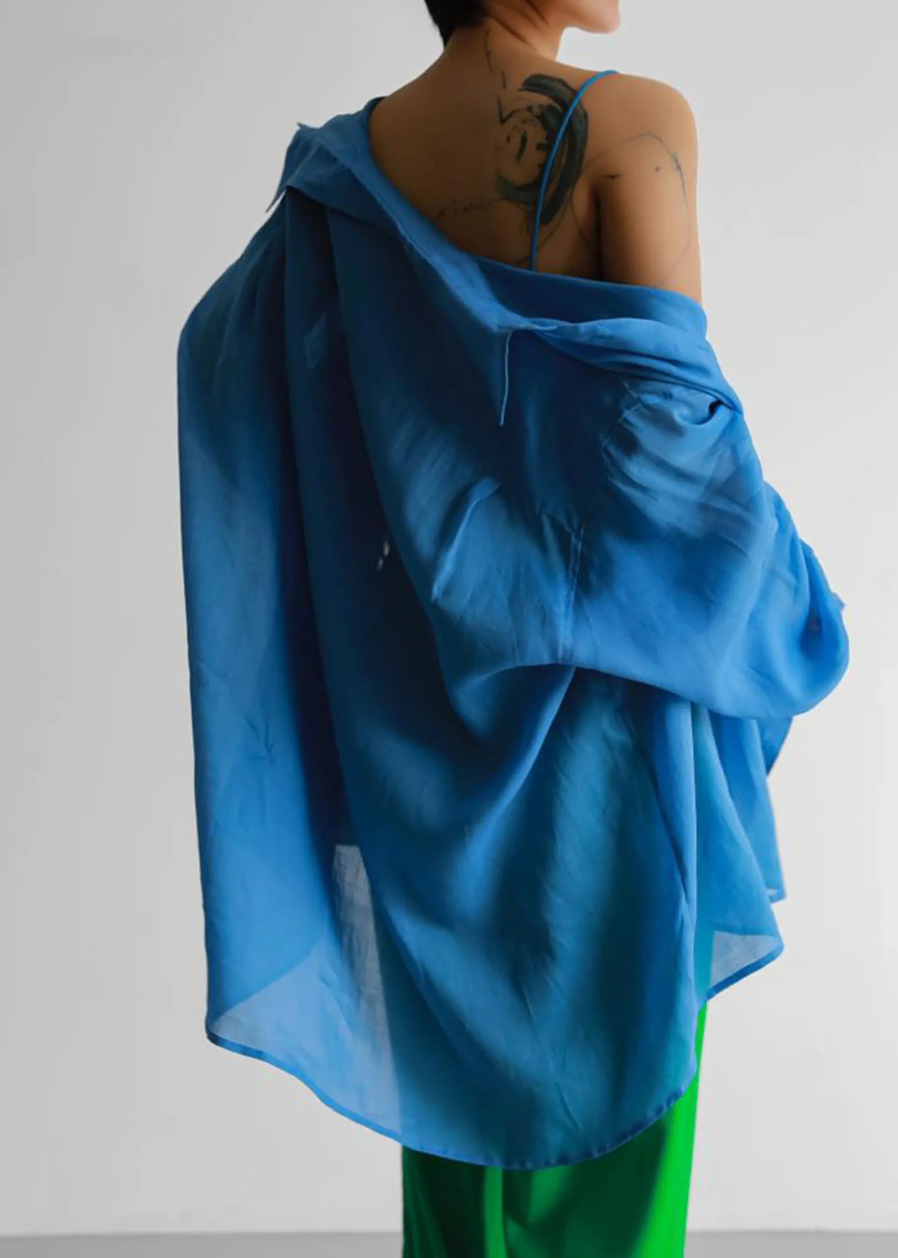 The Frankie Shop Marlow Oversized Linen Shirt Blue
