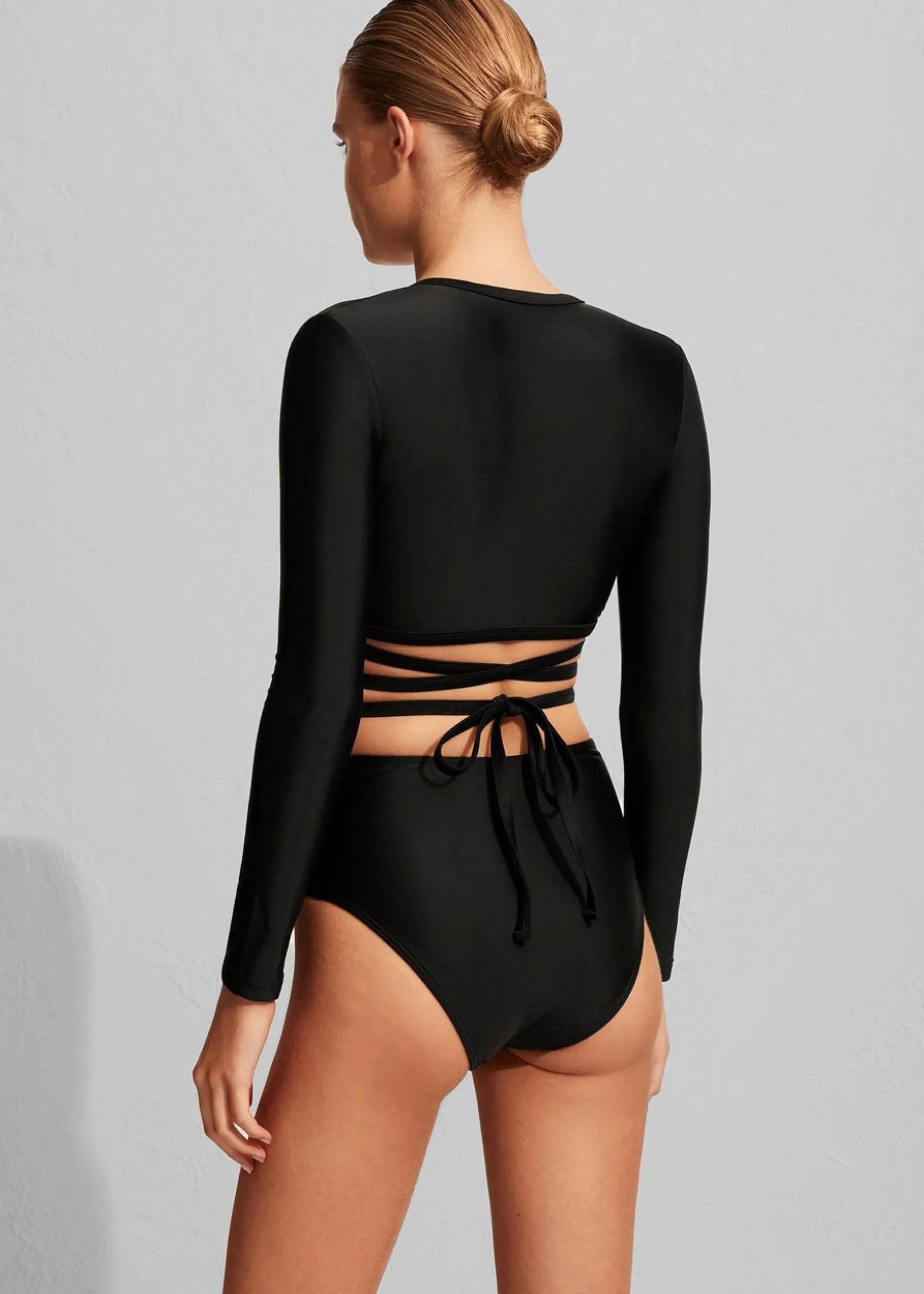 The Frankie Shop Matteau Wrap Sun Top Black Discount