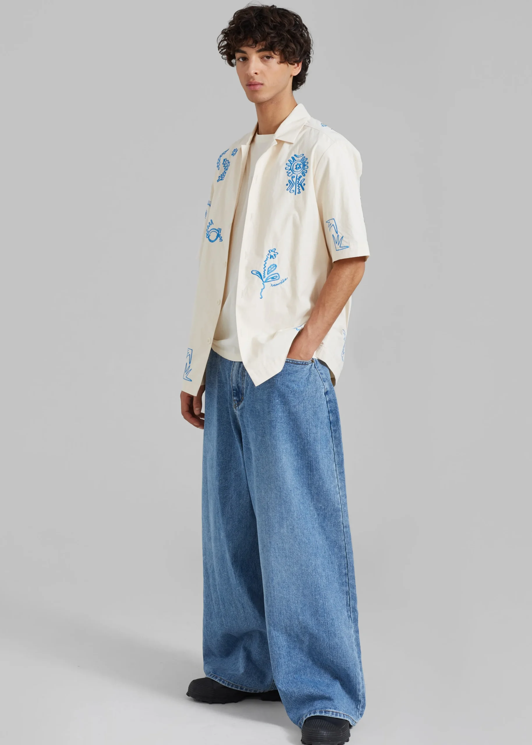 The Frankie Shop Nanushka Bodil Camp Shirt Creme Hot