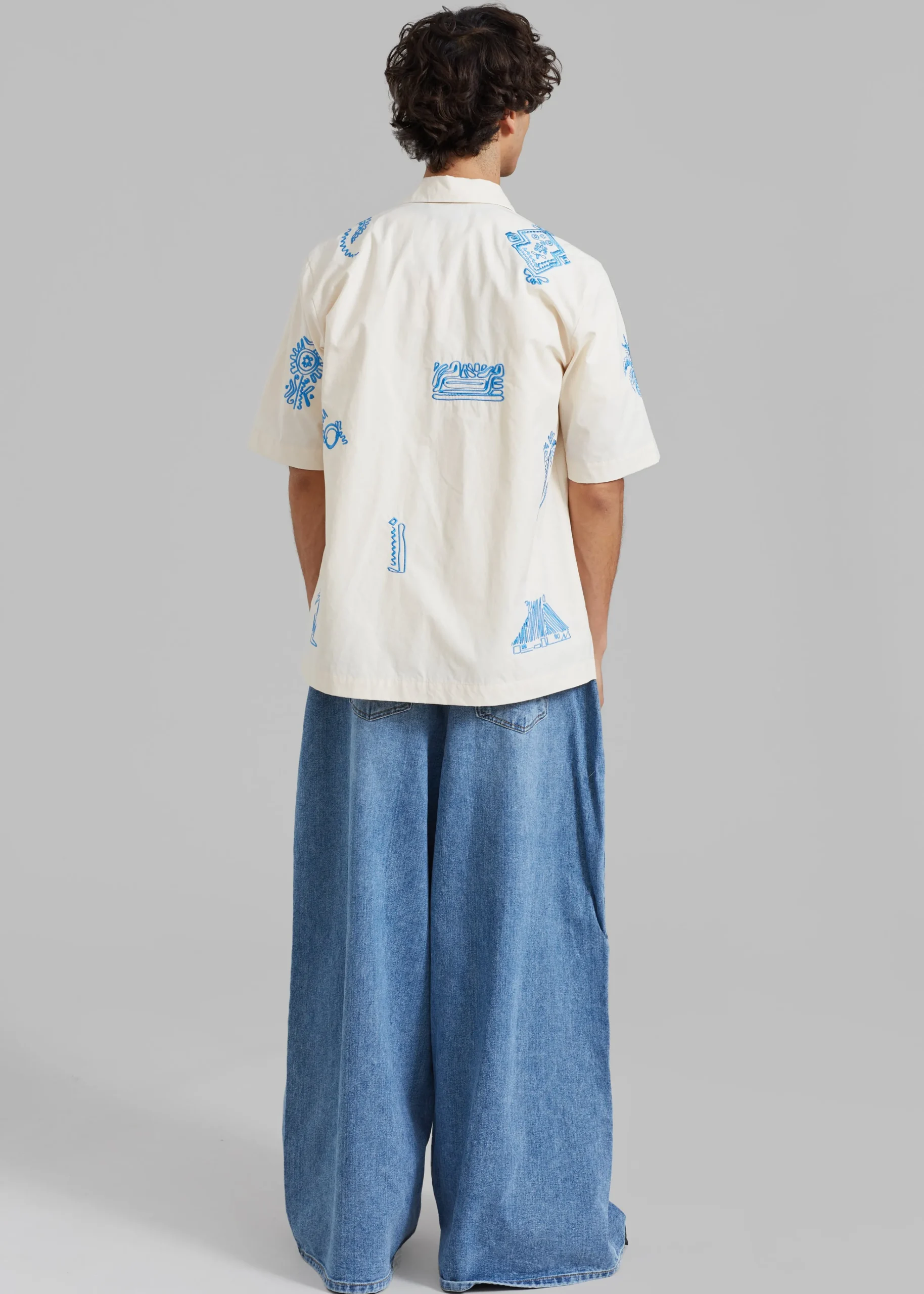 The Frankie Shop Nanushka Bodil Camp Shirt Creme Hot