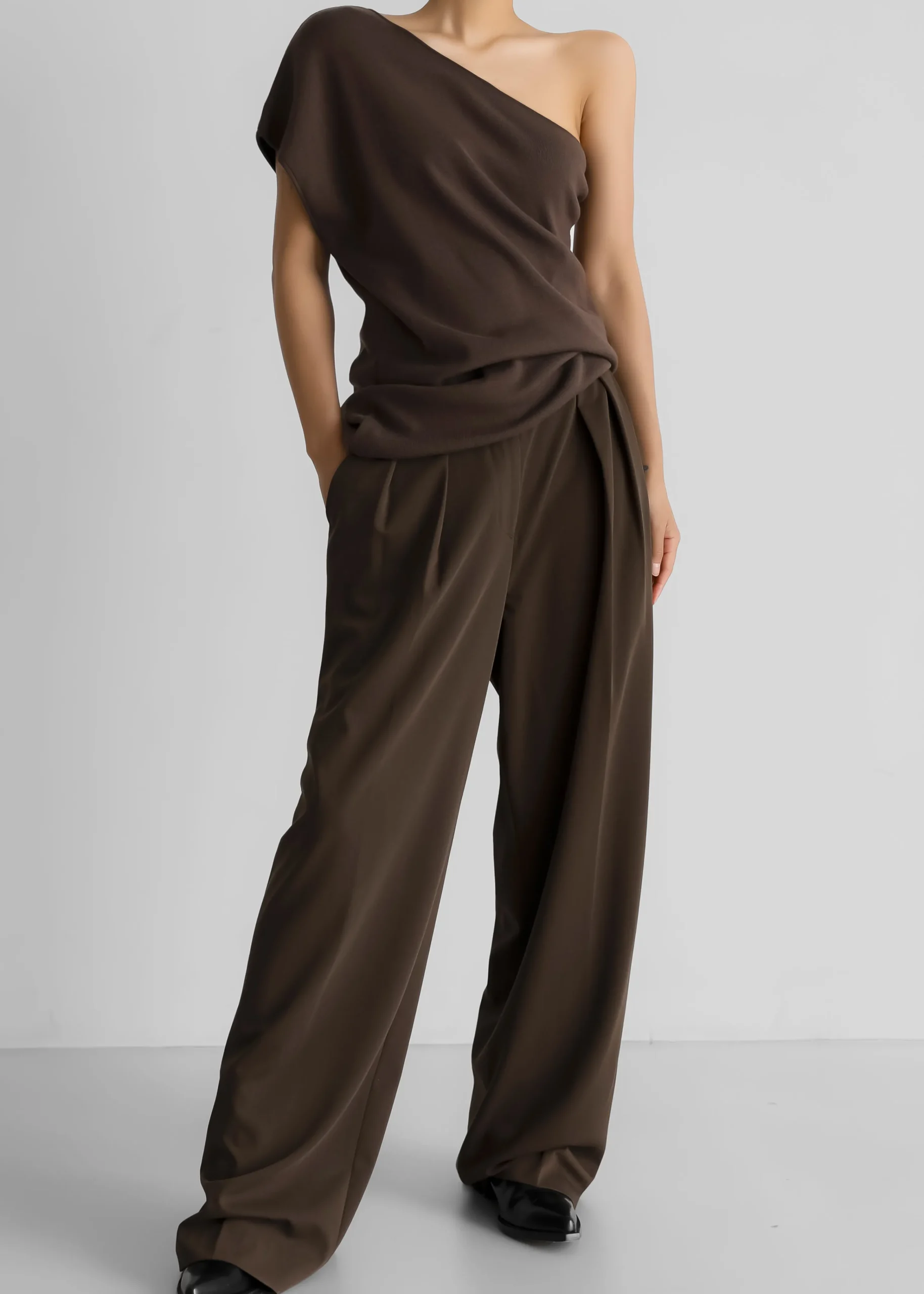 The Frankie Shop Nivi One Shoulder Knit Top Brown Discount