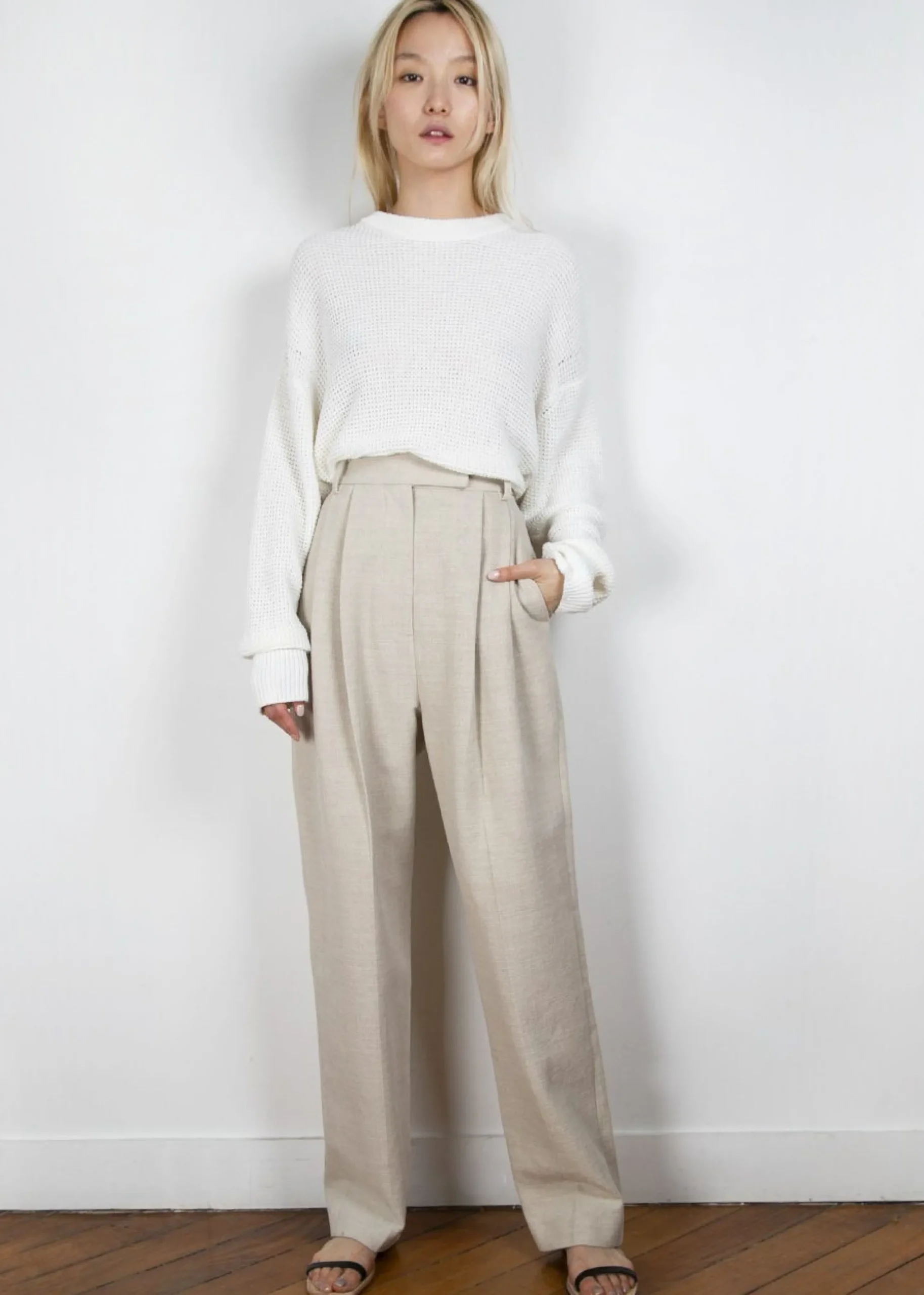 The Frankie Shop Pace Pleated Linen Blend Pants Sand