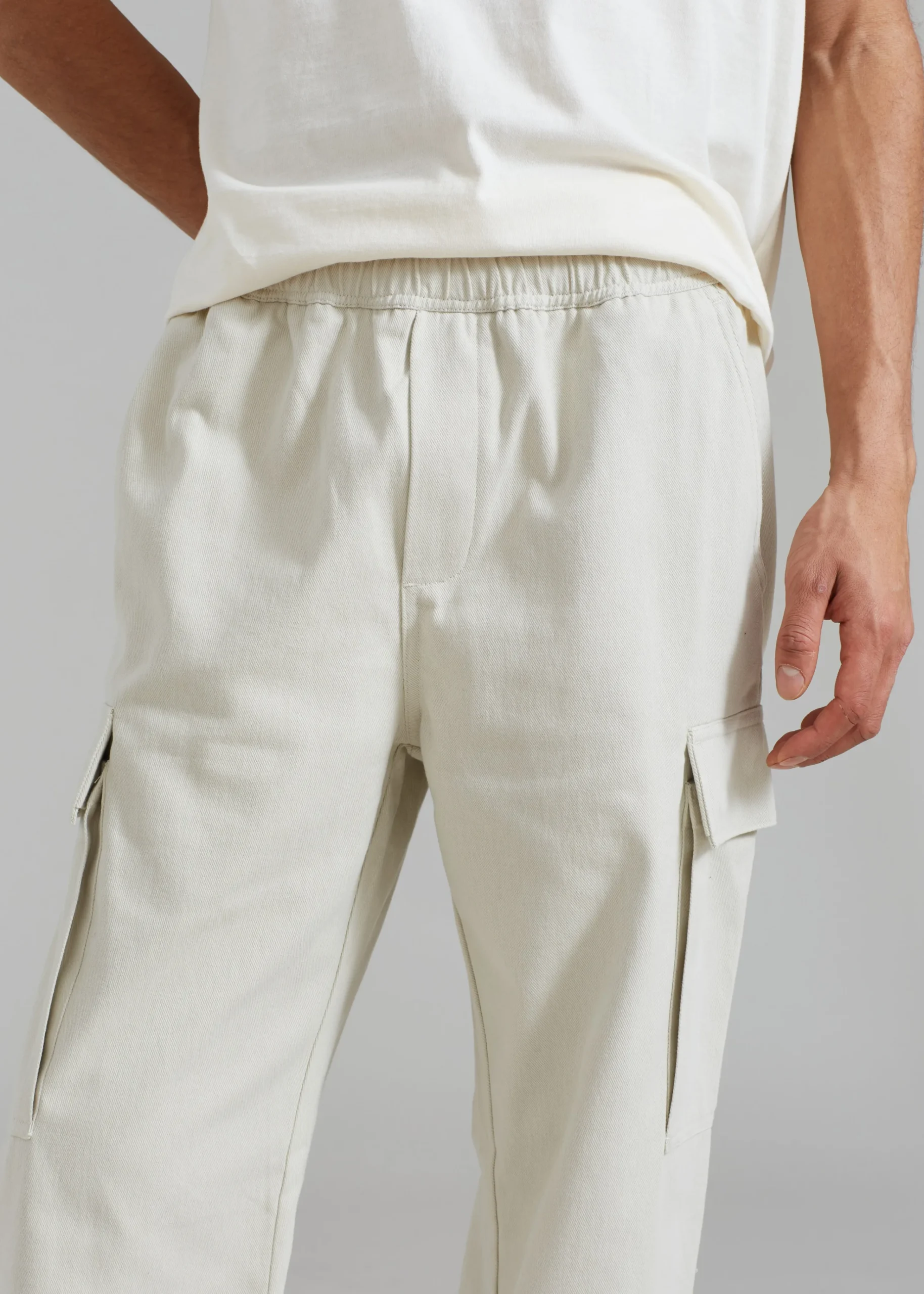The Frankie Shop Samsoe & Samsoe Jabari Cargo Trousers Oatmeal Online