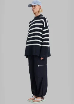 The Frankie Shop Samsoe & Samsoe Raili Crew Neck Caviar St. Hot