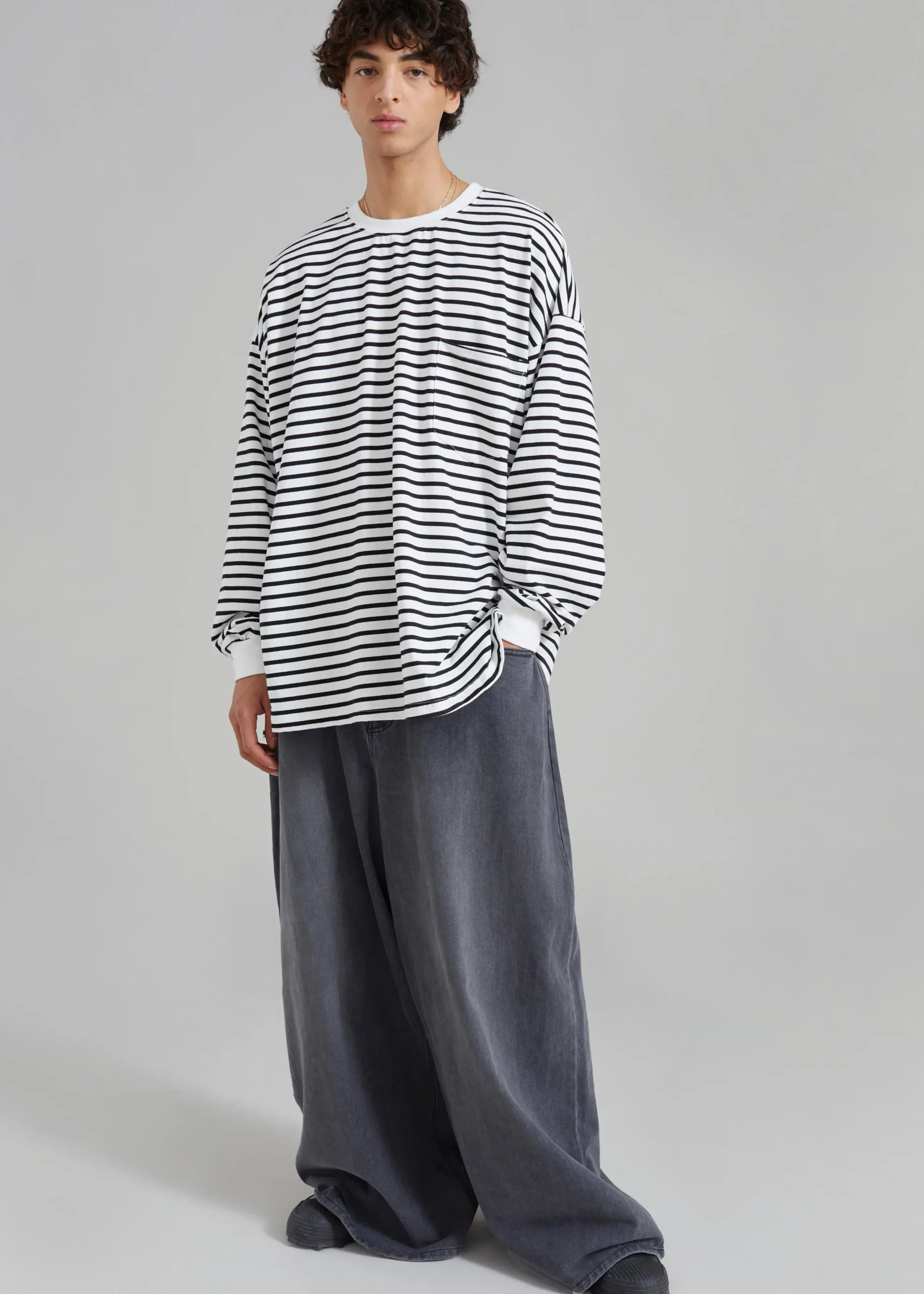 The Frankie Shop Sasha Men Wide Leg Jeans Dark Grey Outlet