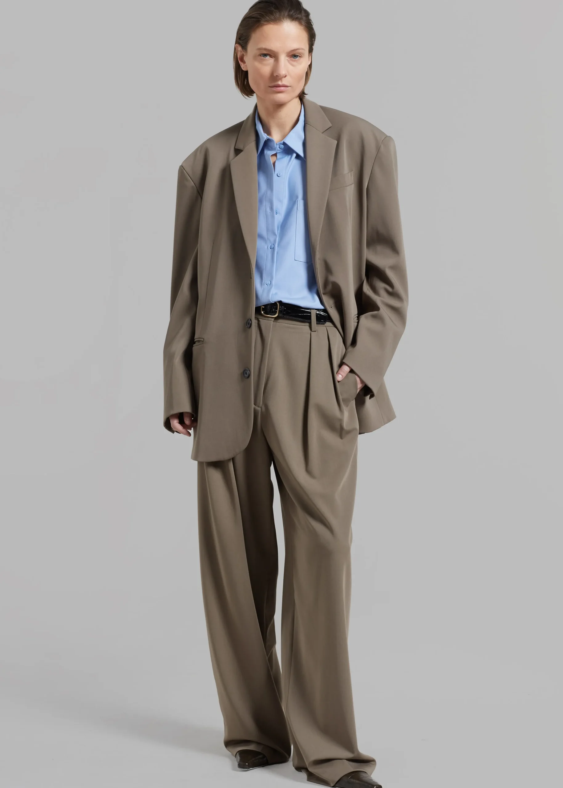 The Frankie Shop Tansy Oversized Blazer Olive