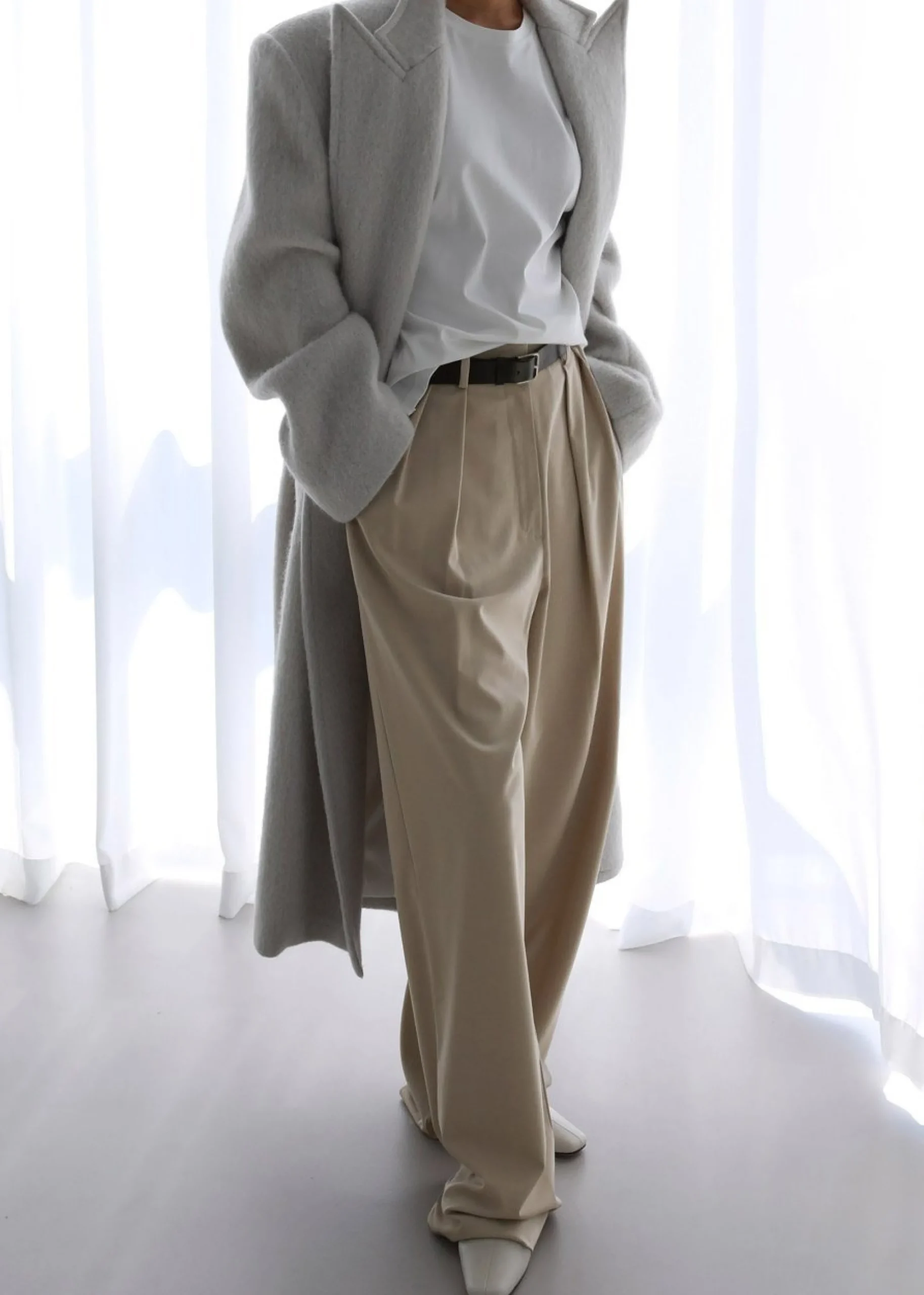 The Frankie Shop Tansy Pleated Trousers Beige Best