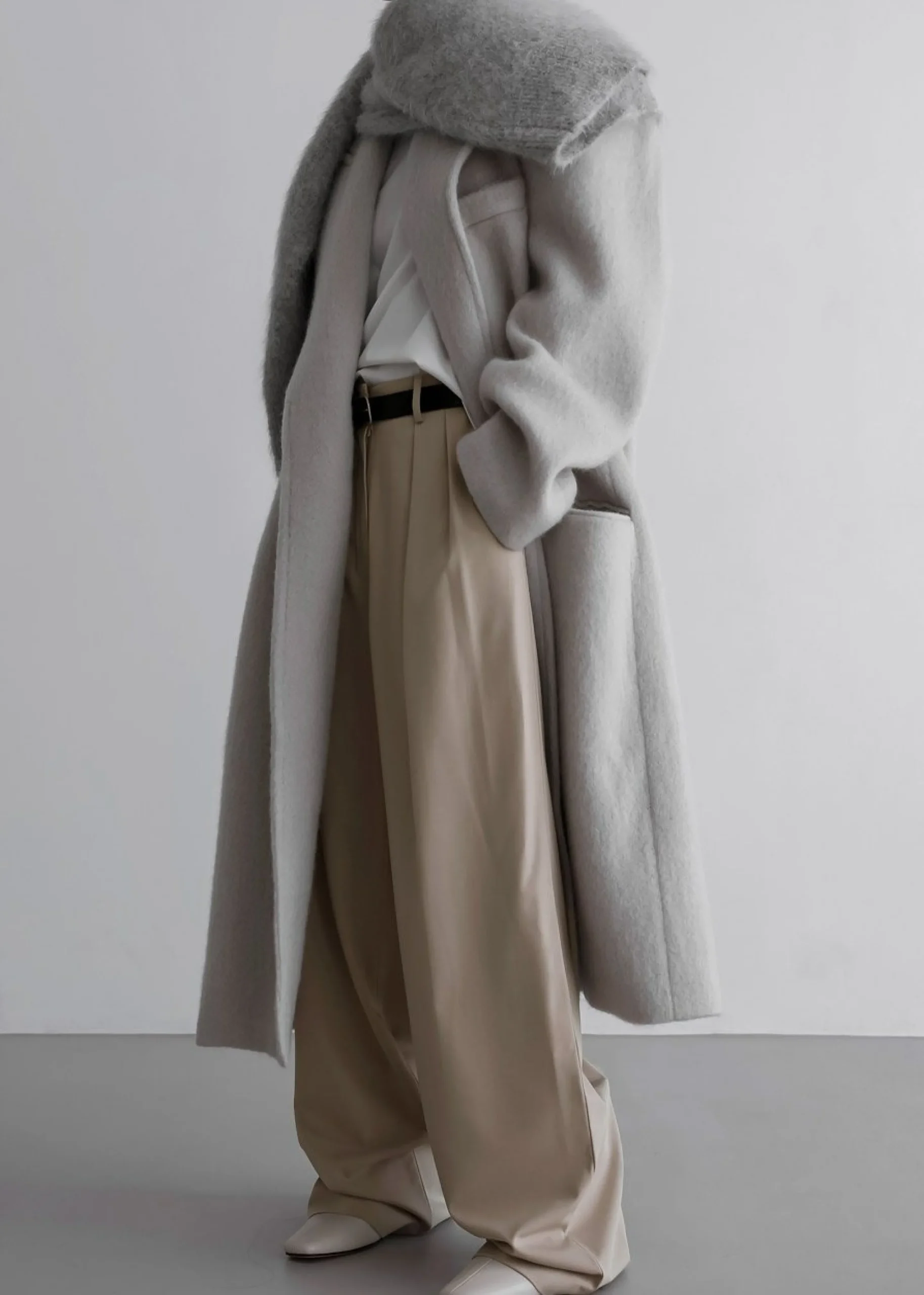 The Frankie Shop Tansy Pleated Trousers Beige Best