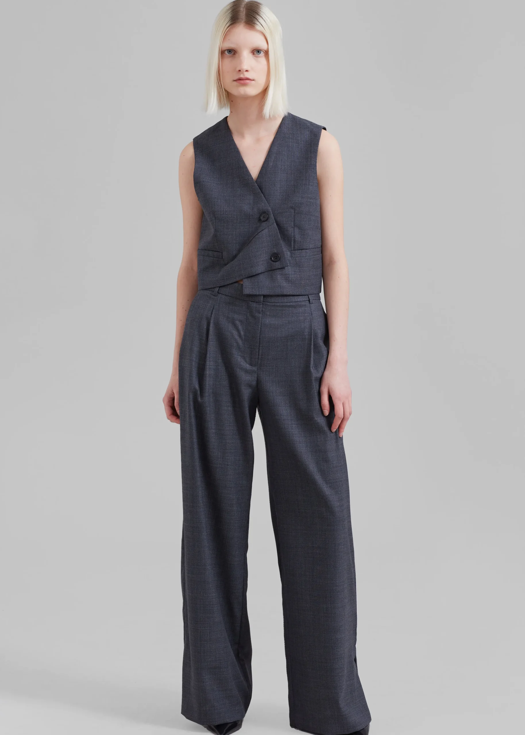 The Frankie Shop The Garment Windsor Vest Grey Melange Hot