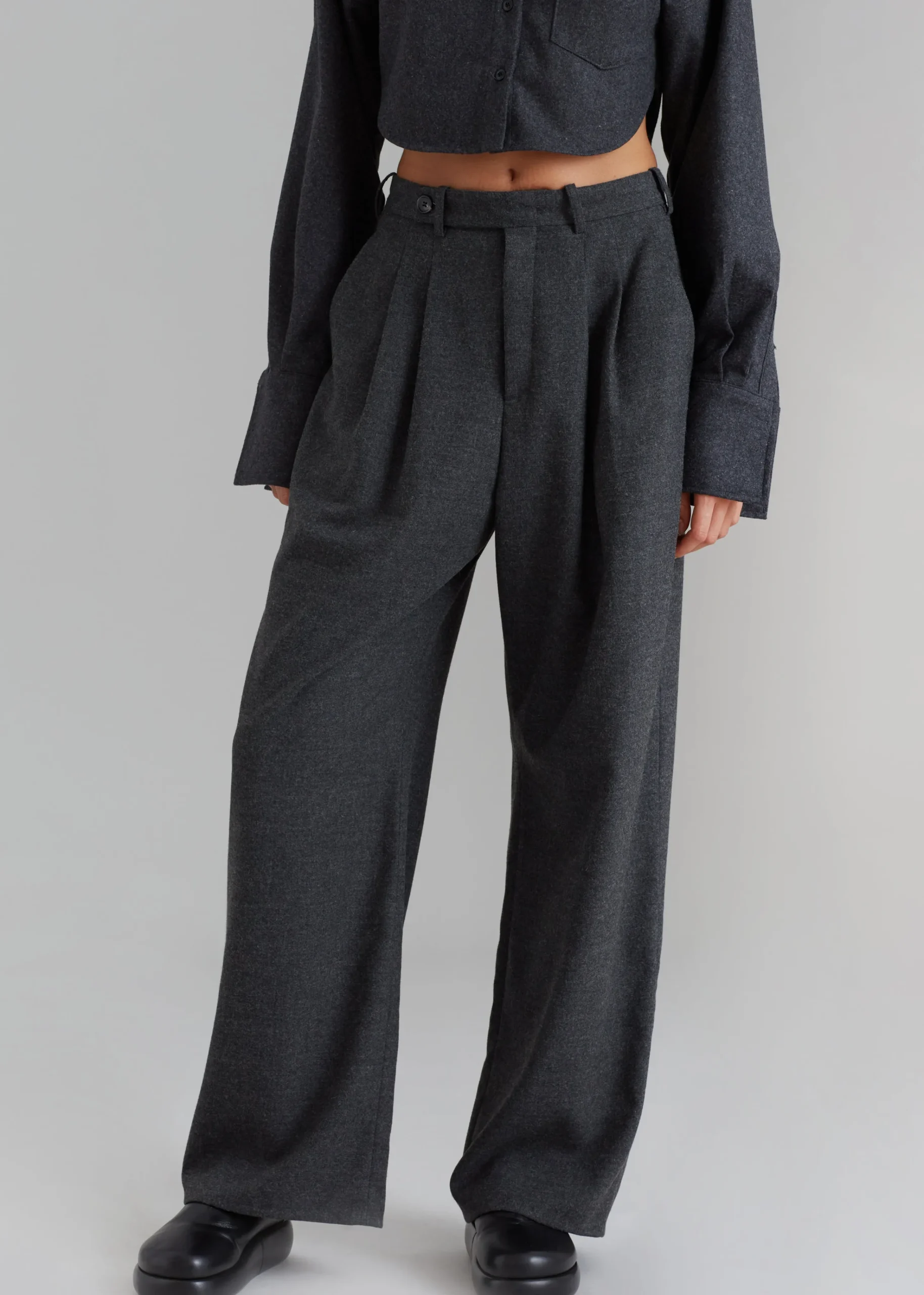 The Frankie Shop Vance Pants Charcoal Online