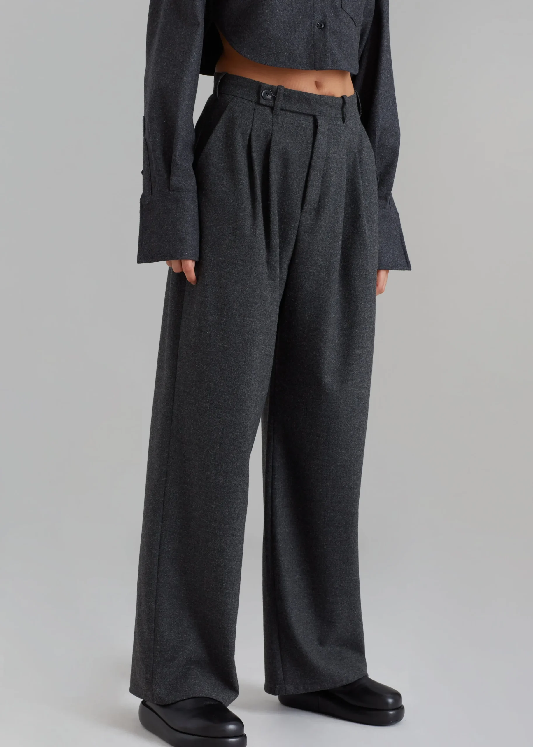 The Frankie Shop Vance Pants Charcoal Online