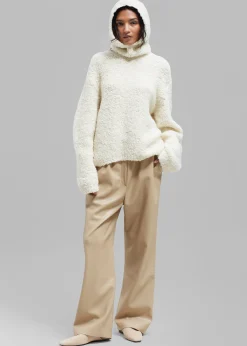 The Frankie Shop Vilo Boucle Sweater Cream Hot
