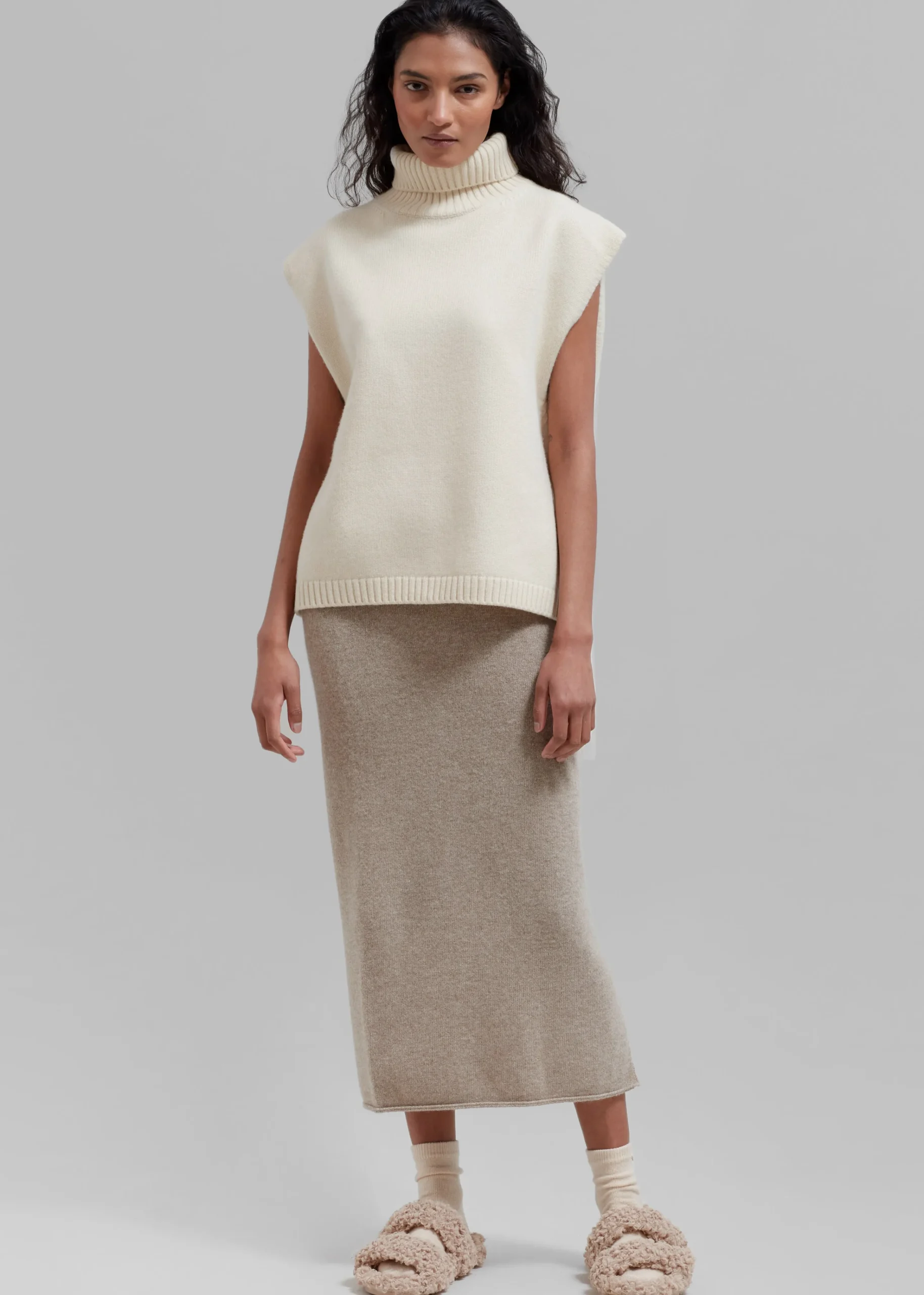 The Frankie Shop Vira Sleeveless Knit Turtleneck Cream